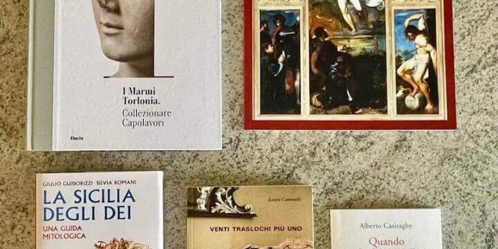 Libri sulla scrivania di ALIBI Online: giugno 2022