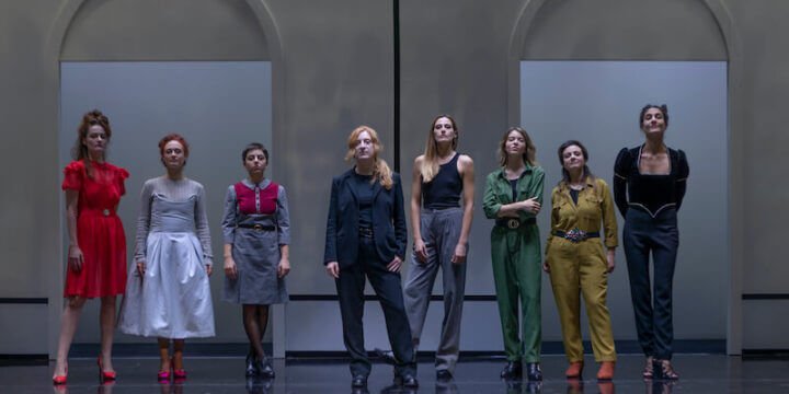 Il cast tutto al femminile di "Otello". Foto di Gianluca Pantaleo