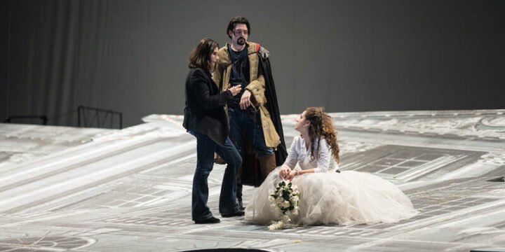 Chiara Muti, Luca Micheletti (Don Giovanni) e Francesca Di Sauro (Zerlina) in prova. Foto di Andrea Macchia