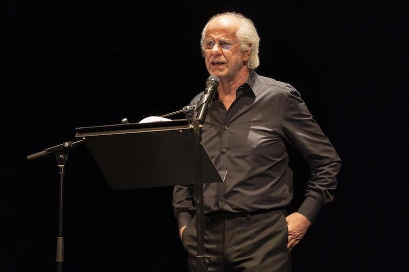 Toni Servillo in "Tre modi per non morire" di Giuseppe Montesano. Foto di Masiar Pasquali