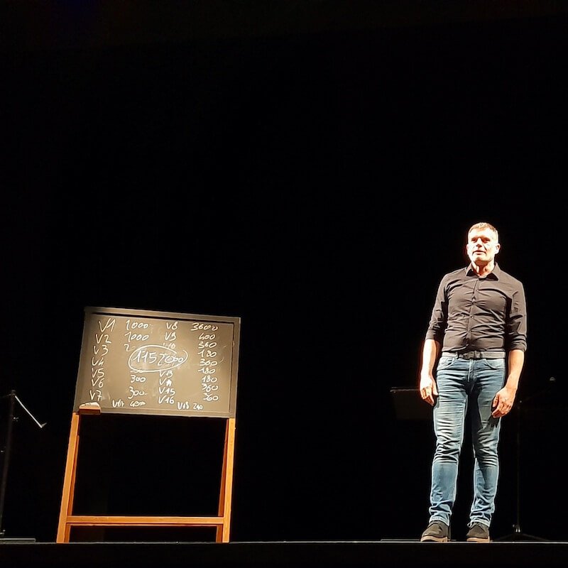 Stefano Massini al termine della presentazione - spettacolo "Manhattan Project" al Piccolo Teatro Grassi di Milano