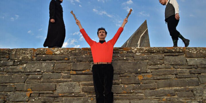 Giuseppe Losacco, Giacomo Tamburini e Gianluca Guidotti ne "La montagna incantata". Foto di Franco Guardascione