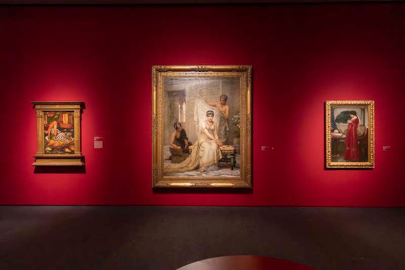 Tre opere esposte nella mostra "Settanta grandi maestri della Collezione Pérez Simón" allestita al CentroCentro di Madrid